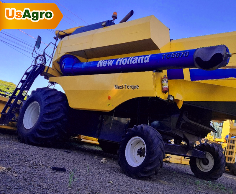COLHEITADEIRA TC-5070 2013 0942 NEW HOLLAND 06