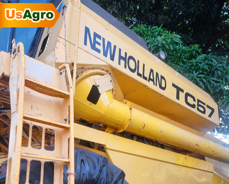 COLHEITADEIRA TC-57 2002 586 04