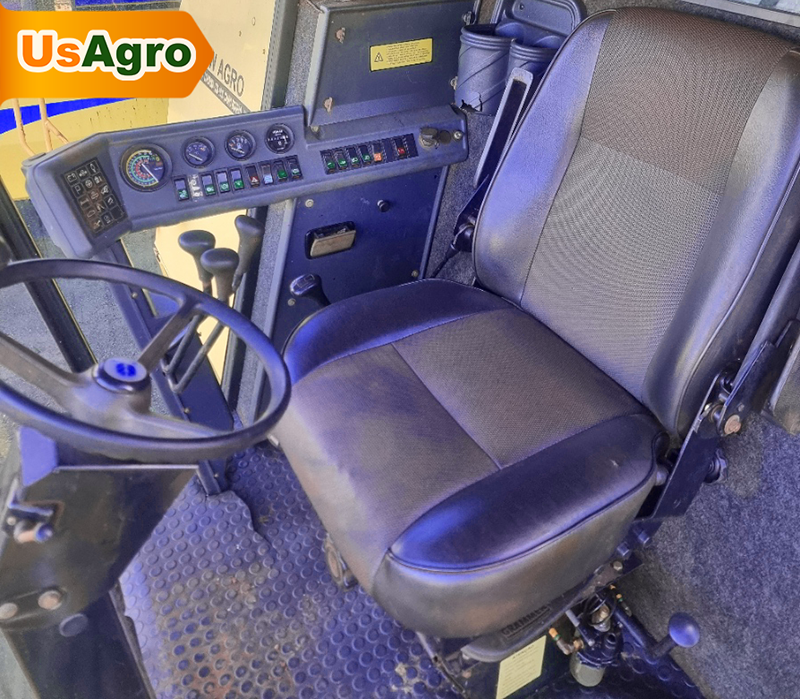 COLHEITADEIRA TC-57 2002 586 06