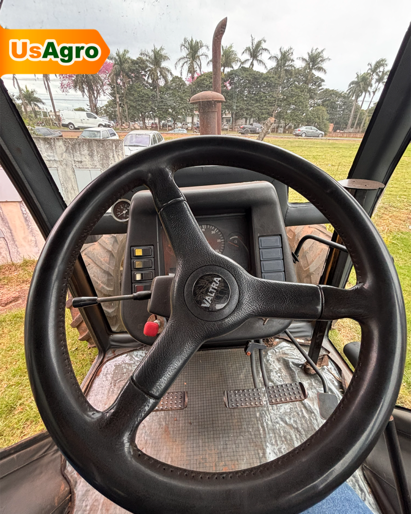 Trator valtra ft 3